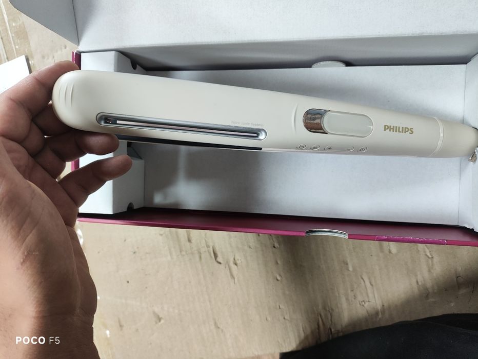 Выпрямитель для волос Philips Series 8000 BHS838