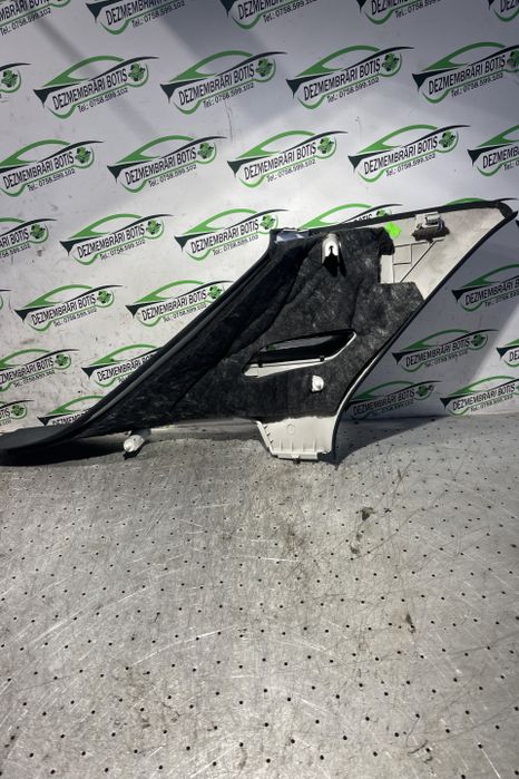 Ornament stalp spate dreapta A1676909204 Mercedes-Benz GLE prima gene