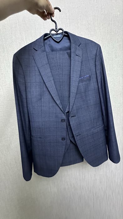 Классический костюм тройка