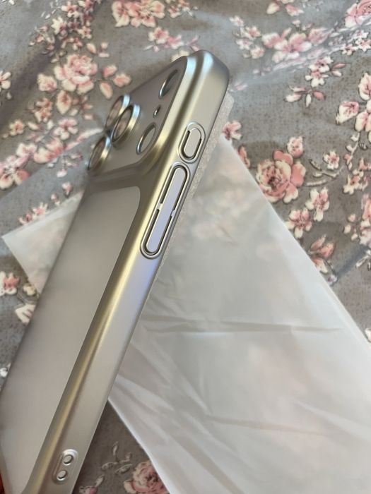 Husa iphone 17 pro noua