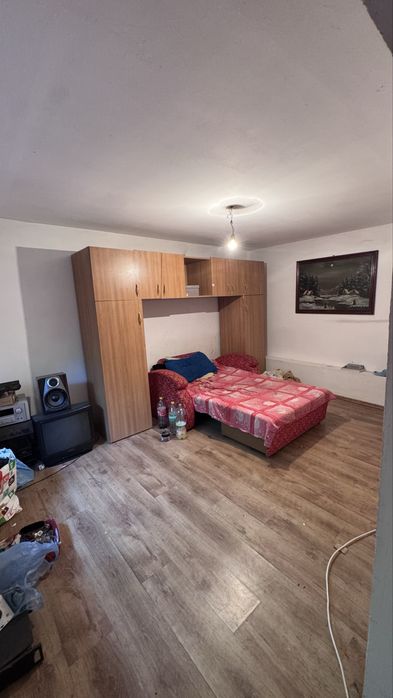 Casa Romanesti, Craiova, 3 camere, sala, baie, bucatarie