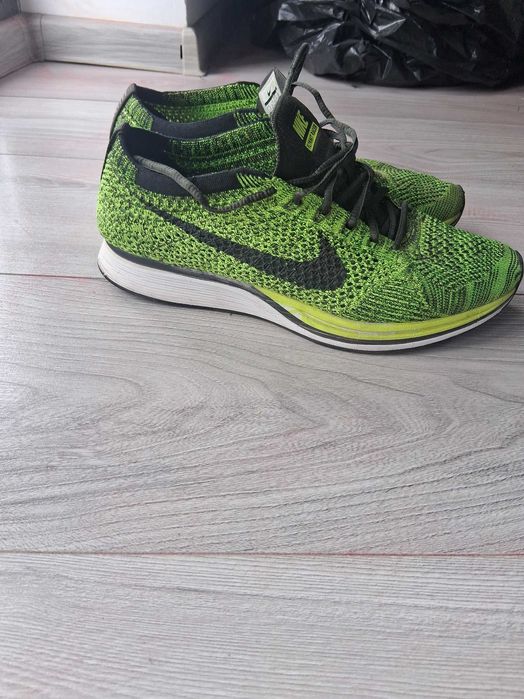 Adidasi Nike Flyknit Racer