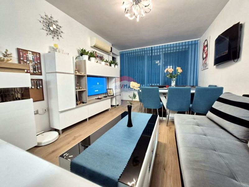 Продава се Двустаен апартамент в Варна, Възраждане 1 - 73 кв.м за 1172 €/кв.м - Снимка #5