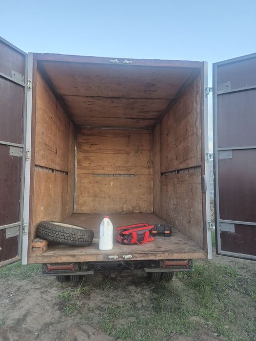 Продам газель грузовой