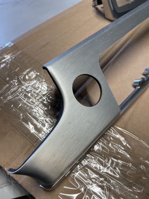 Trimuri aluminiu bmw f10