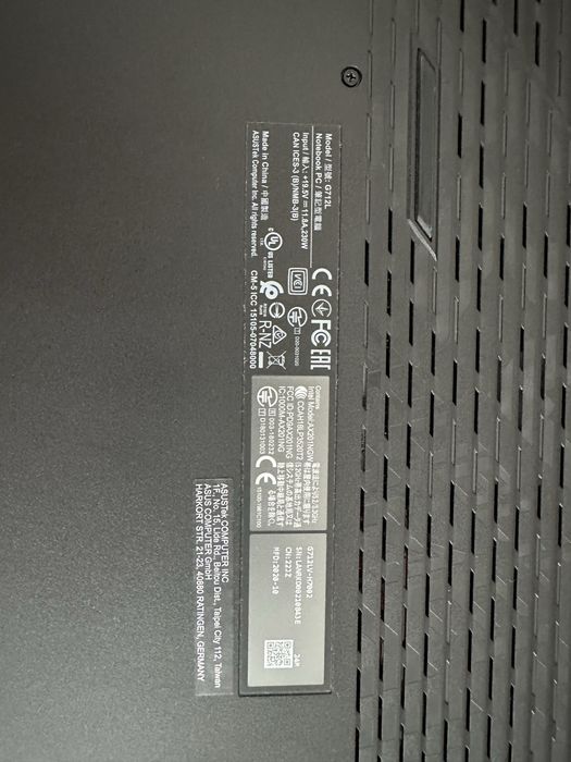 Laptop Gaming Asus ROG G712L 17”