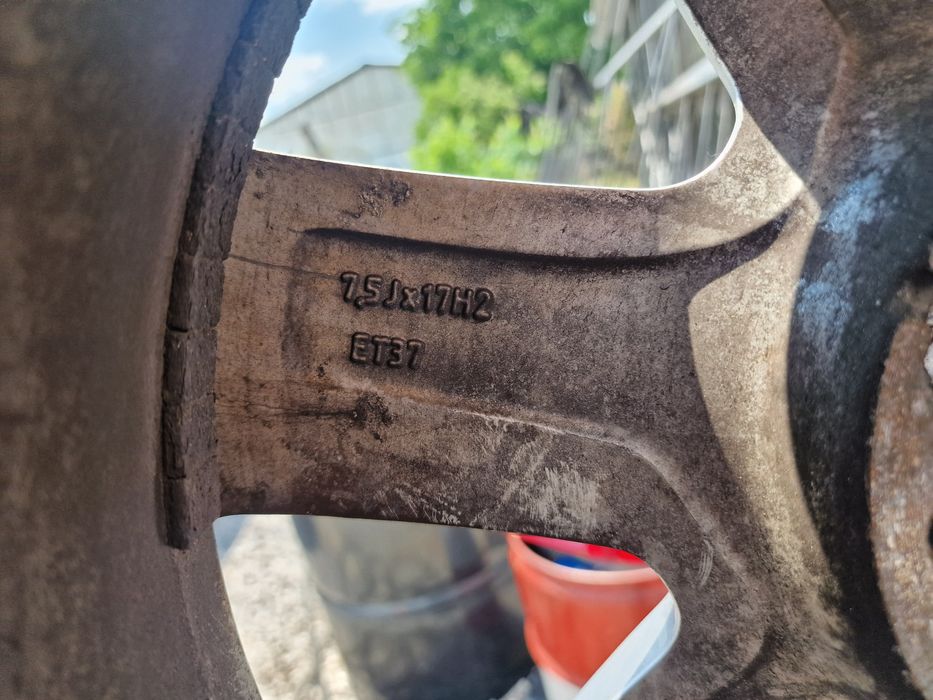 Гуми с Джанти за Audi A5,A6,A7 225/55 R17 Vredestein 2019