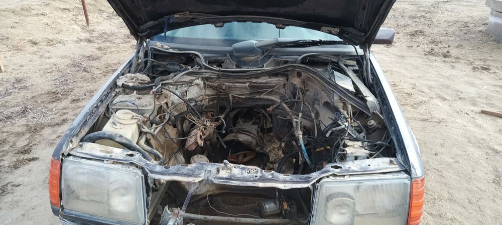 Мерседес бенс 124 Е200,Е230 Сатылады