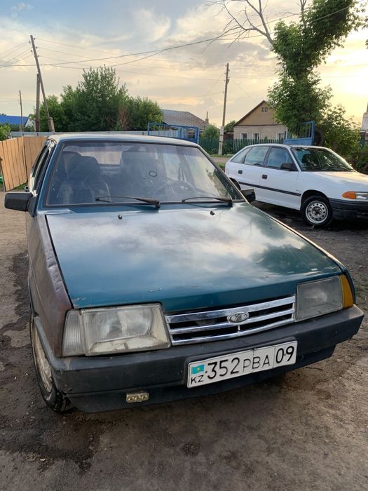 Продаю ваз 21099