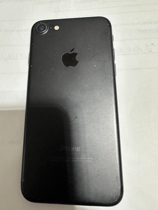 iPhone 7 с гарантией