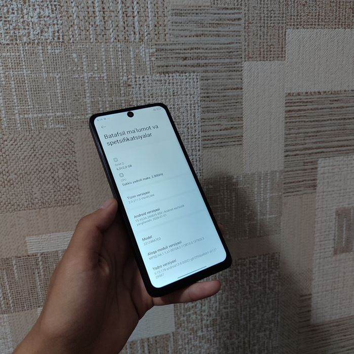 Redmi Note 13 sotiladi srochno