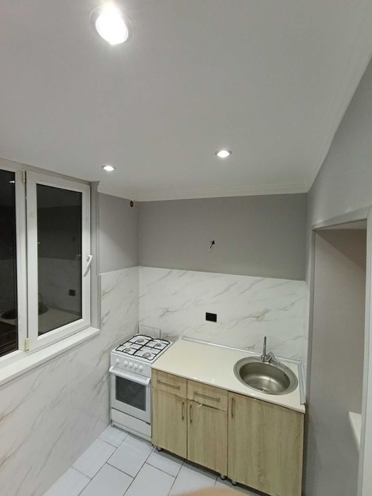 Продается квартира 2/4/4 в Мирабадском район, парк Фуркат