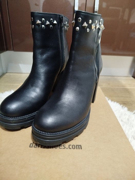 Дамски боти DARIS