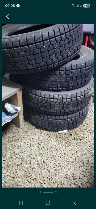 Продам зимнюю резину 215ш65ш16