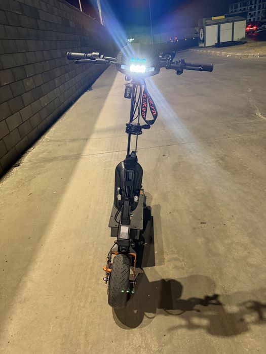 Trotineta kukirin g4 noua