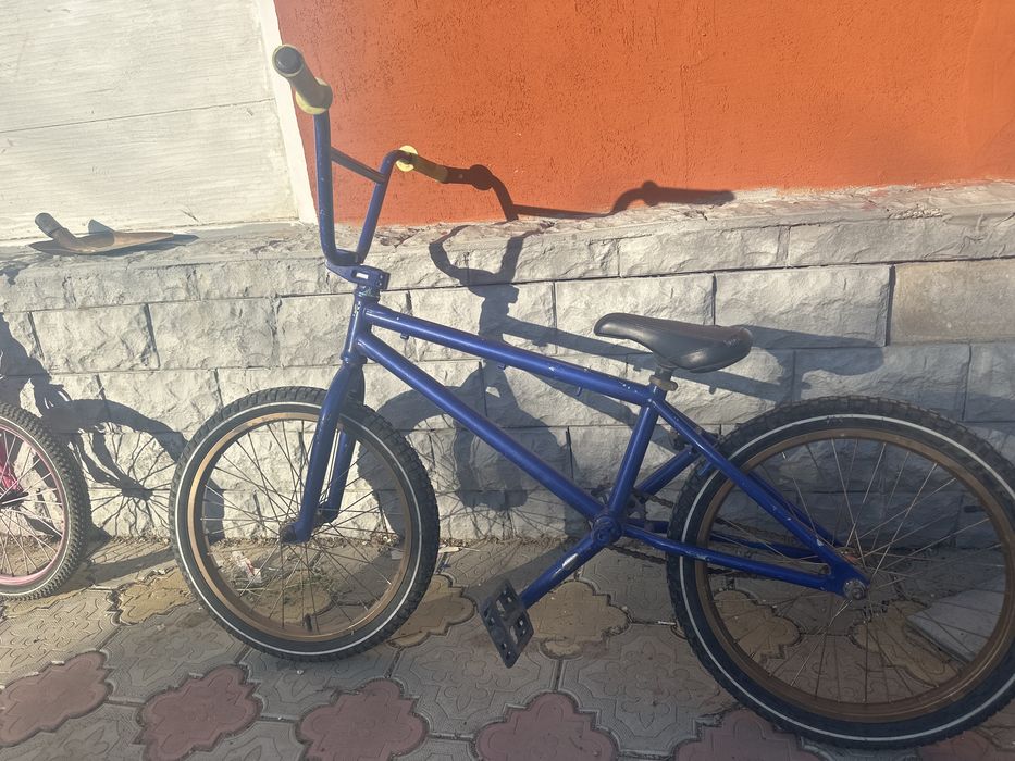 Продам велик BMX