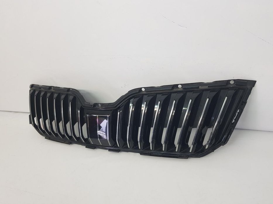 Grila radiator Skoda Superb 3 dupa 2016