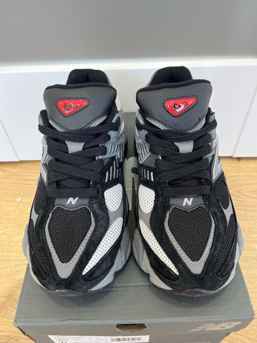 New Balance 9060 BLK