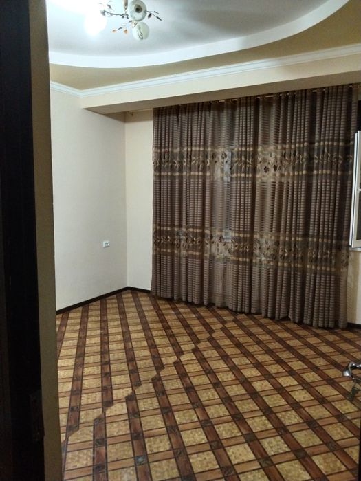 3 Хонали УЙ ижарага берилади Тозза уй!!