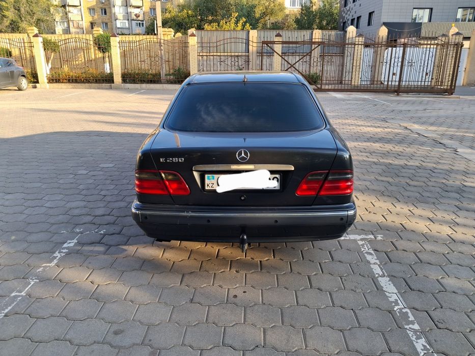 Продаётся а/м мерседес w210, 2,8л,1999г.