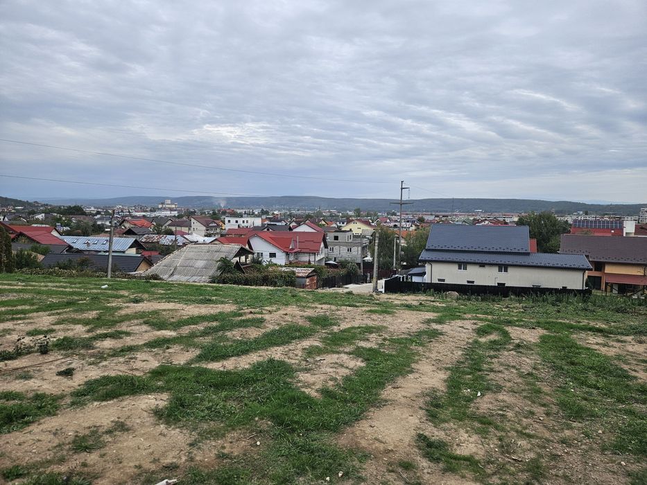 Vând/schimb teren Pitești