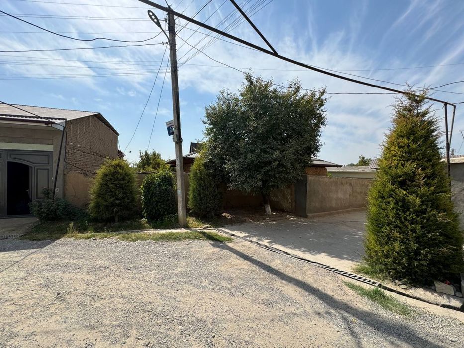 Zangiota tumani Nazarbek toʻqimachilik ( moljal reprom) 8 sotix yer uy