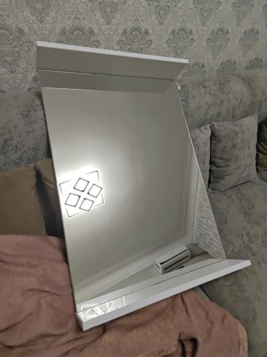 Продается зеркало