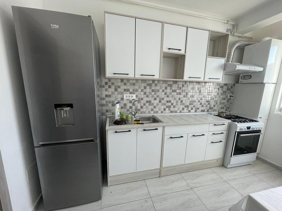 Închiriere apartament 2 camere decomandat
