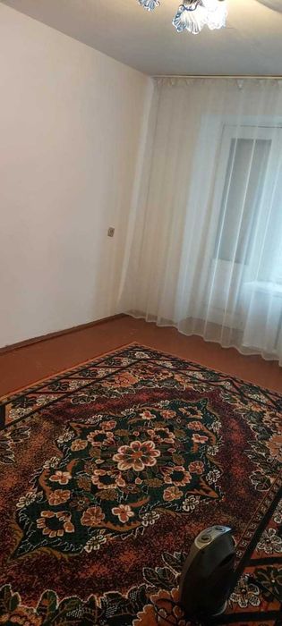 продам двухкомнатную квартиру