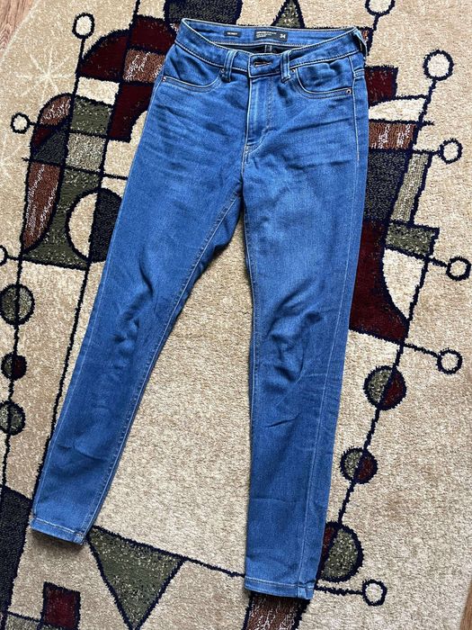 blugi cu talie inalta skini