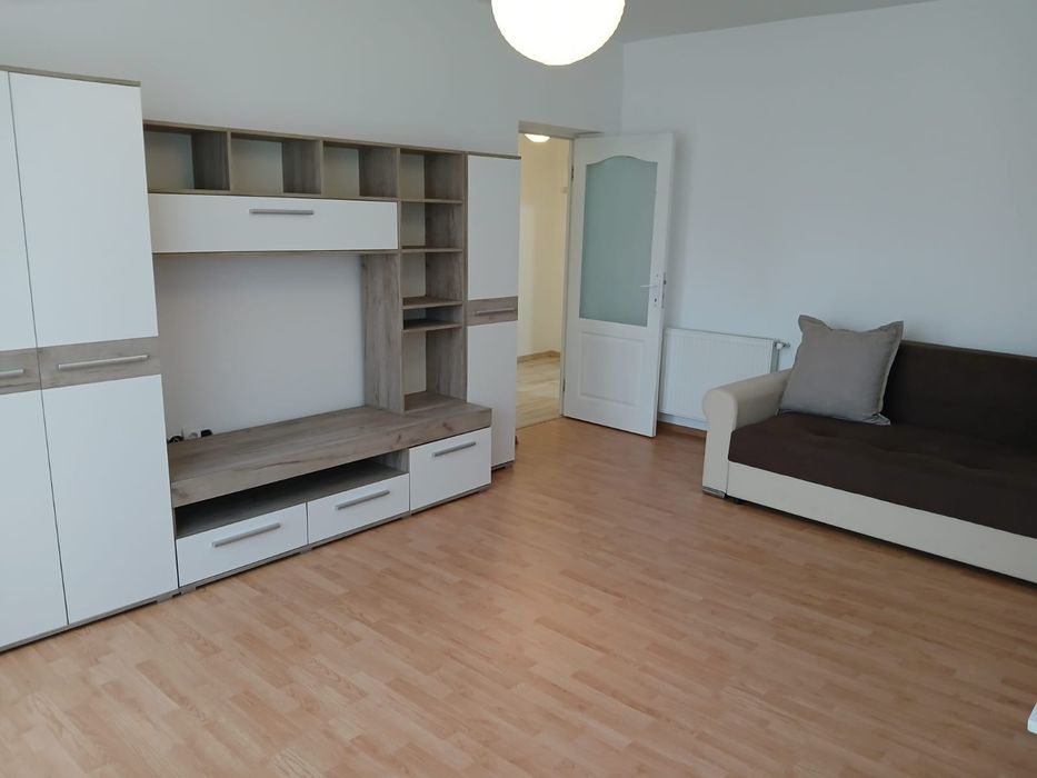 Închiriez apartament 1 camera Florești str.cetatii 250 euro/lună