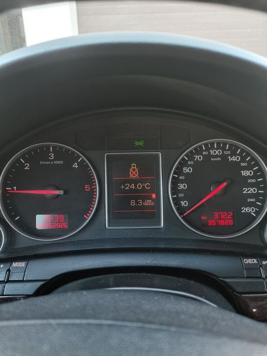 Vând Audi  A4  B6