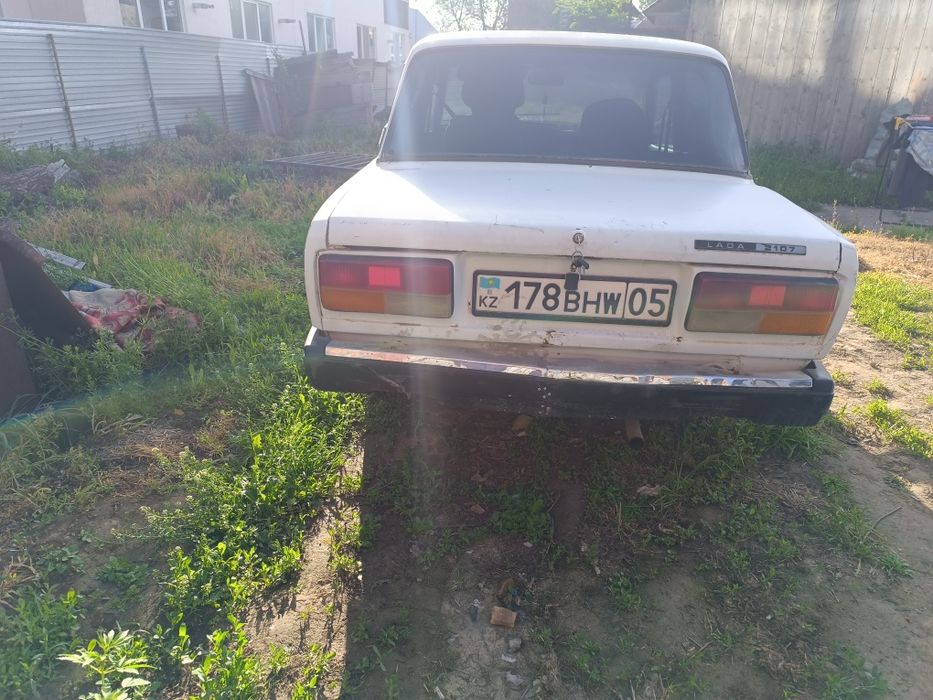 Продам авто жигули 2107