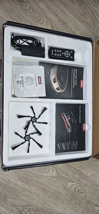 миеле Miele Scout RX3 runner прахосмукачка робот