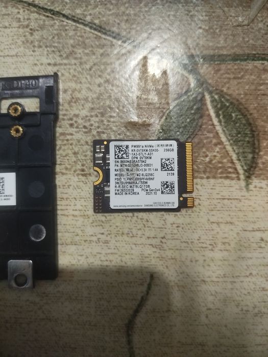 Память на компьютеры и ноутбуки Samsung на 256 гб 98%