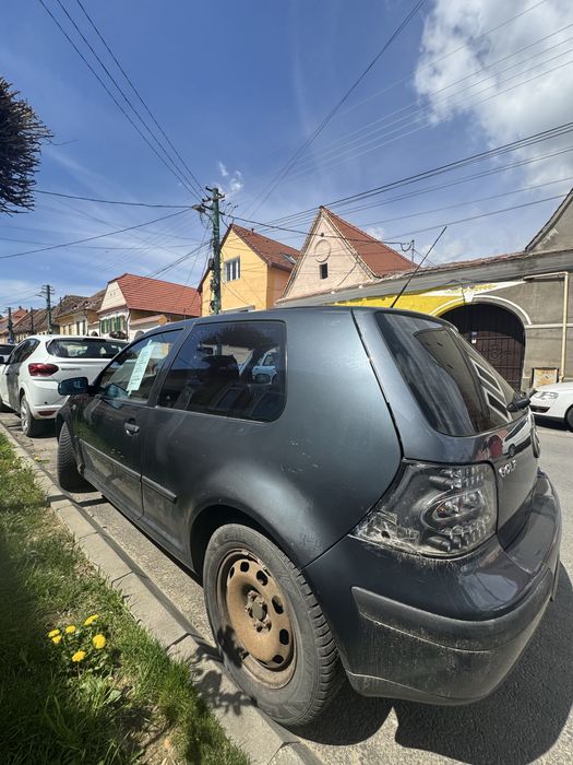 Vânzare Golf 4, 2002