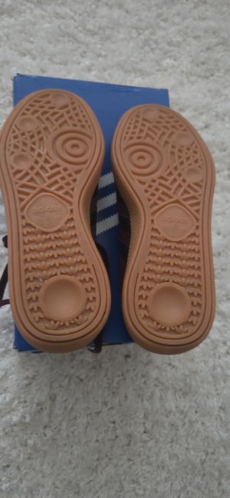 Adidas Spezial originali,marimea 35,5,culoare violet pruna,purtați o singura data