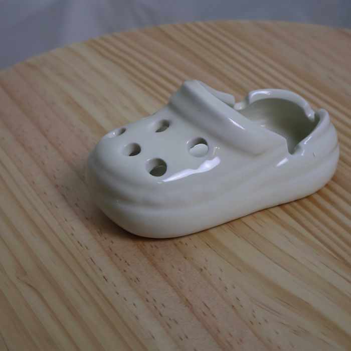 Scrumieră ceramică  Kroks – Nouă