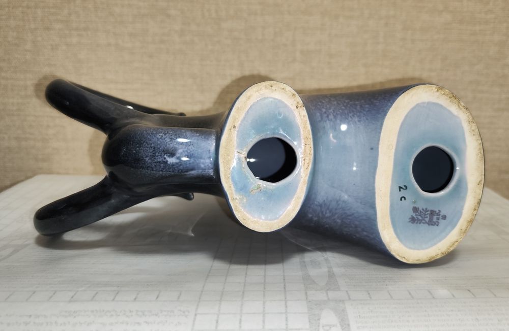 Антикварная статуэтка