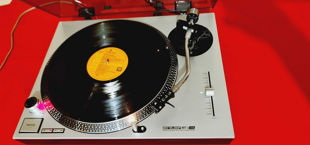 Reloop RT- M K 3 USB Professional Quartz Controlled Direct Drive