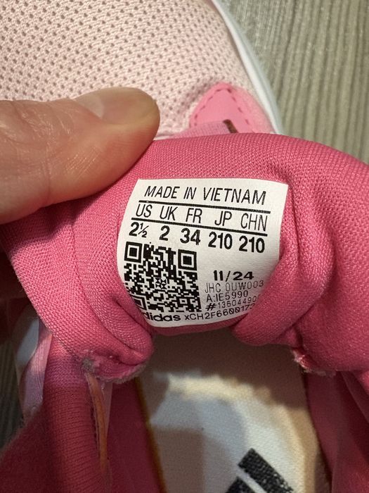 Pantofi sport Adidas marimea 34