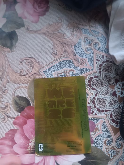 LAMINE YAMAL card gold panini