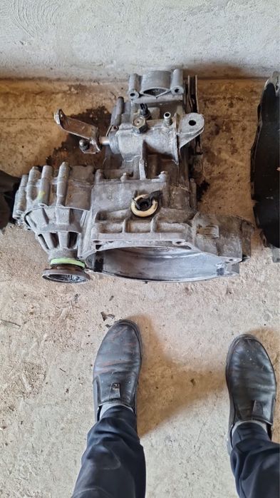 Коробка механика 1.8 гольф 3