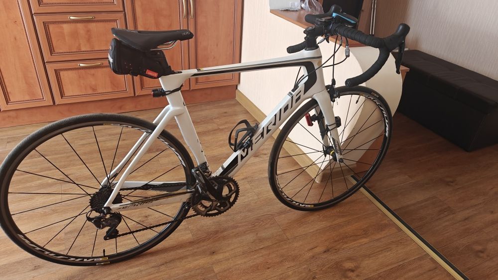 Продам шоссейный велосипед Merida Reacto 5000