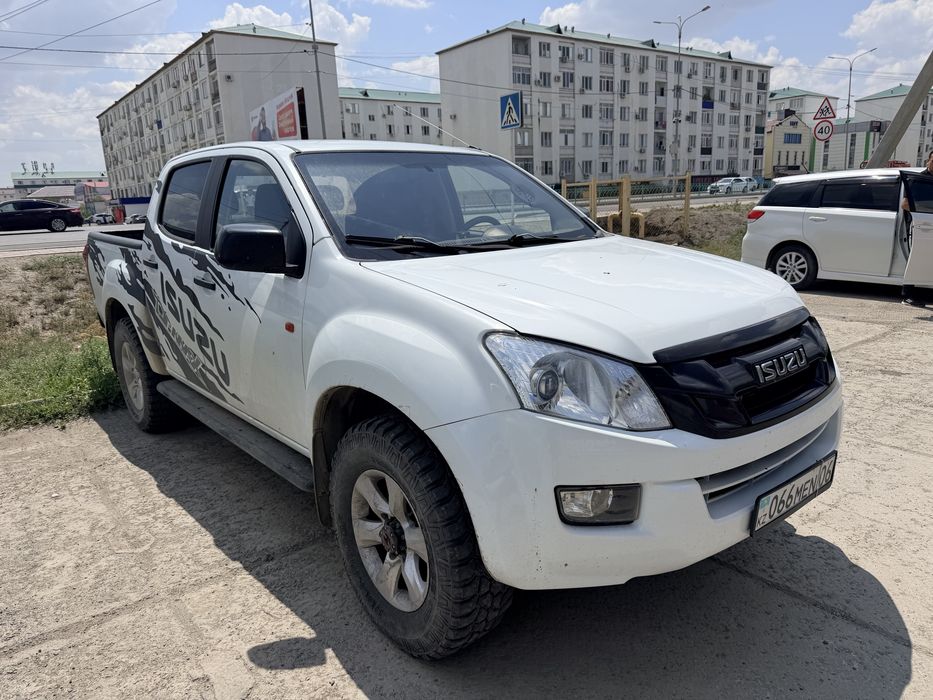 Продам isuzu dmax