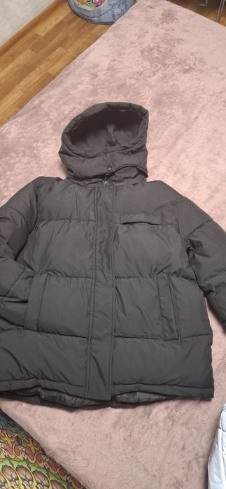 Продам куртку зима.
