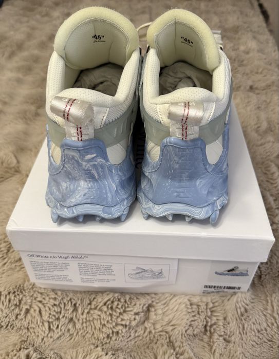 Adidasi Off-White Odsy-1000 'White Blue'.