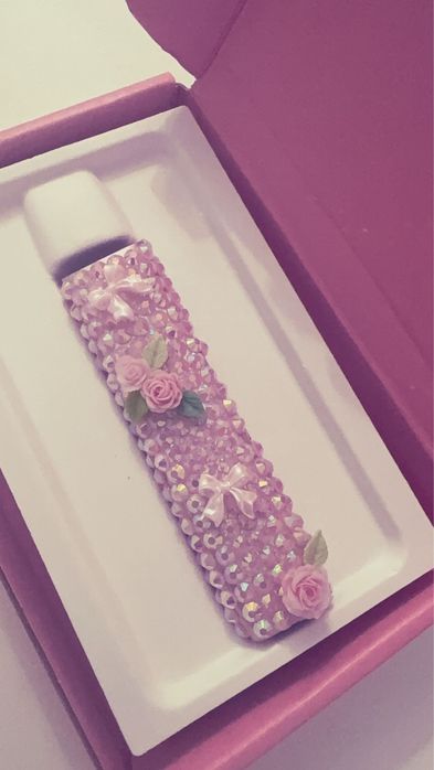 Veev decorat personalizat tigara electronica