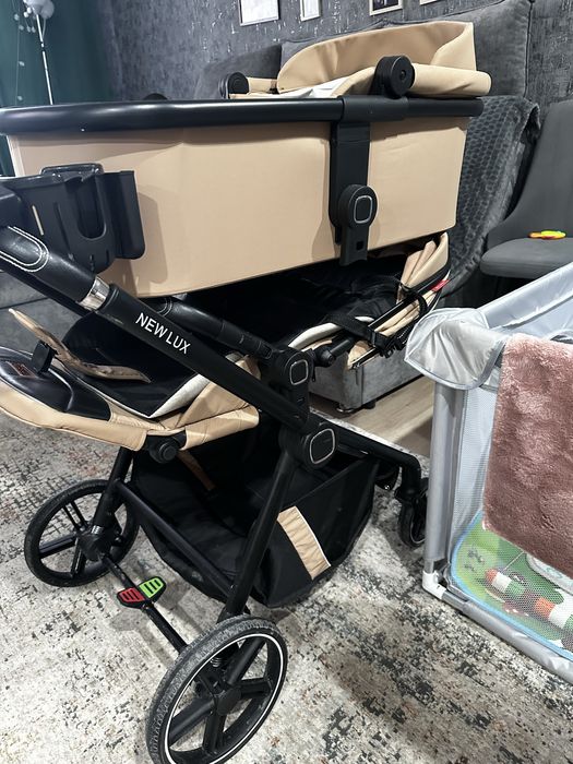 Продам коляску 2в1