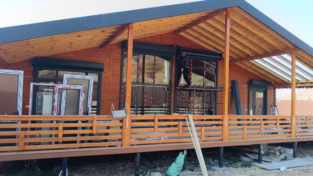 Рольставни, секционные ворота